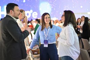 HR-Experience-2024-00211